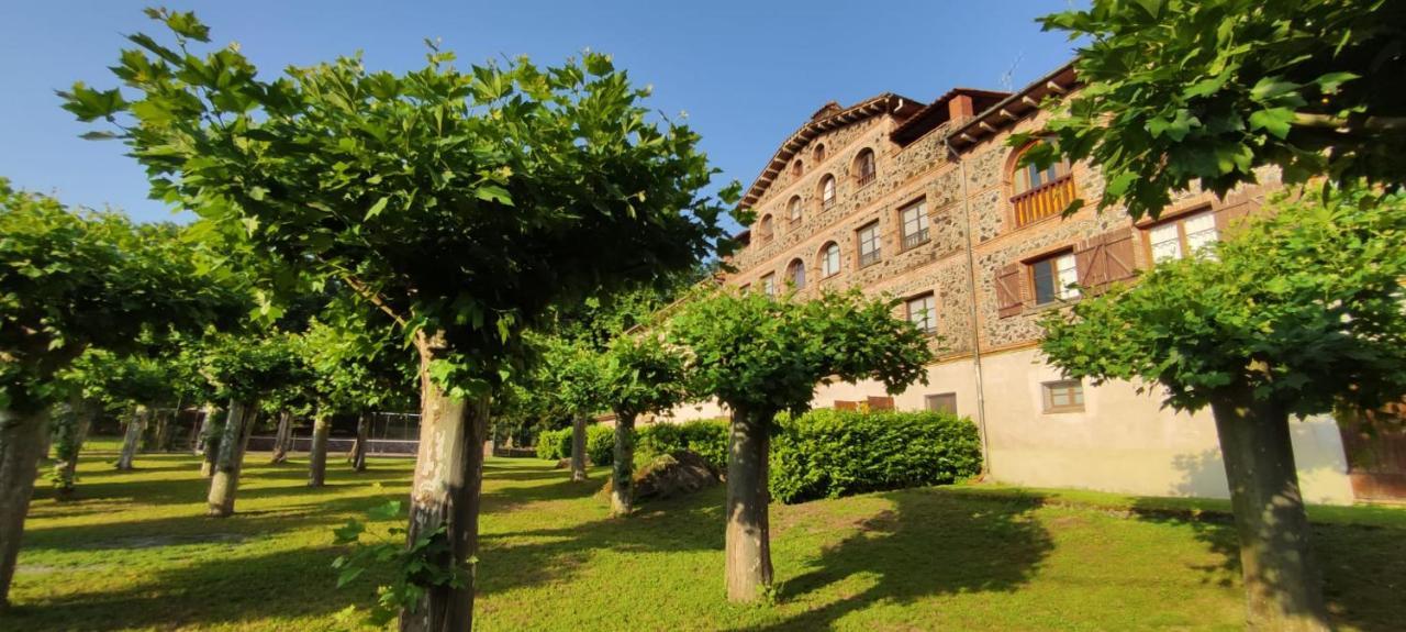Apartaments Les Voltes Les Preses ภายนอก รูปภาพ