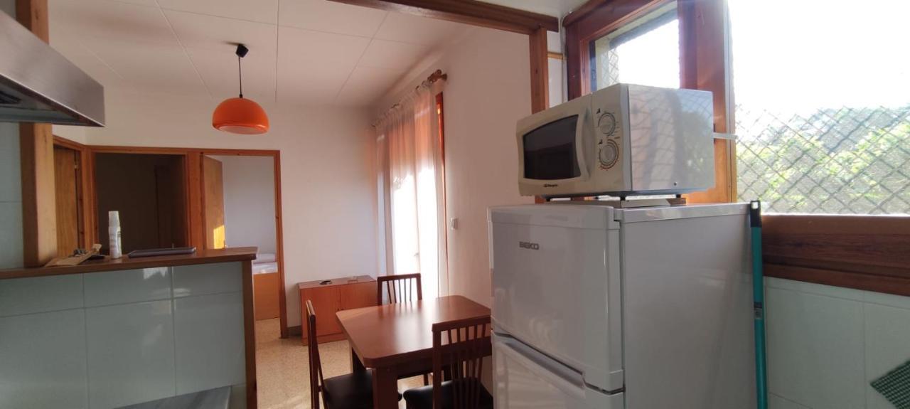 Apartaments Les Voltes Les Preses ภายนอก รูปภาพ